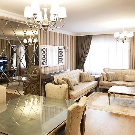 My Fabulous Luxury Home. Historical Part Of The Isztambul Kültér fotó
